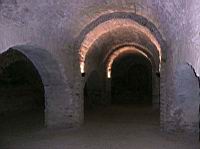 Abbaye Saint-Michel-de-Cuxa, Crypte (02)